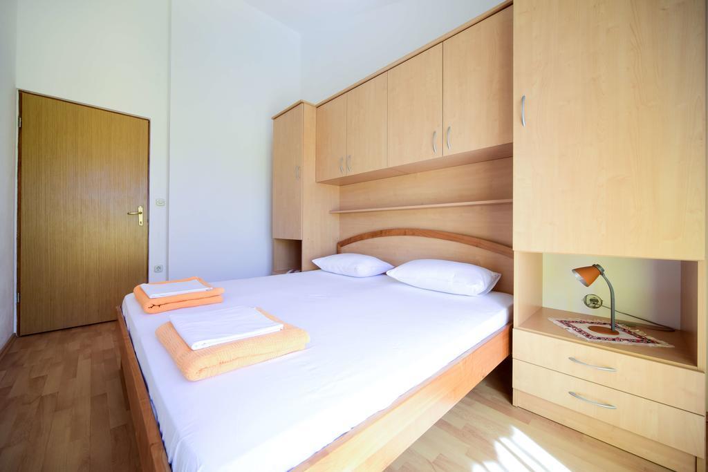 Apartments Mrva Углян Екстериор снимка